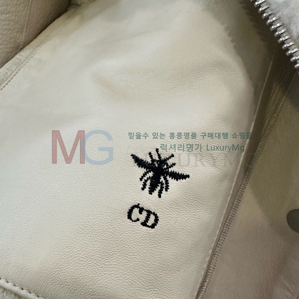   þ   Ʈ DO8234065-3