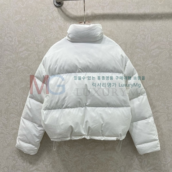  η** ٿ е LP2923022-2