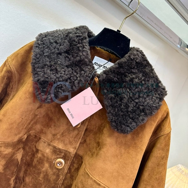  ̿̿ þ   MIU234033-4