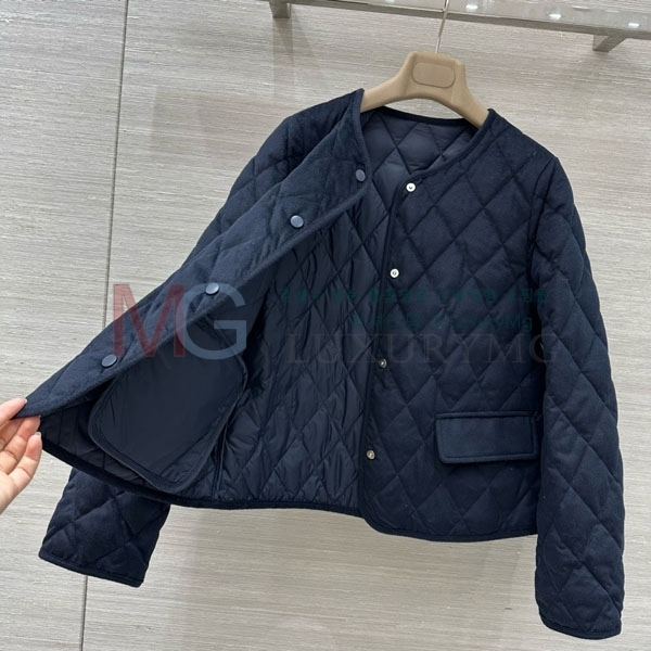  η** ٿ е LP2923022-4