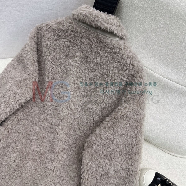  η** þ   Ʈ LP2324077-4