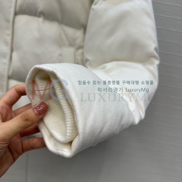  η** ٿ е LP2923022-11