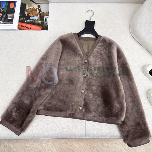 ���� �ο��� �þ �� ���� LOW23023-3