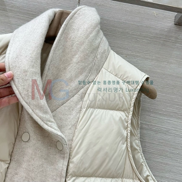  η** ٿ е  LP31055-17