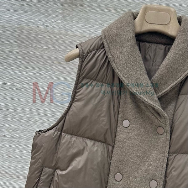  η** ٿ е  LP31055-18