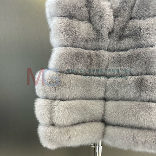   þ    DO8282306-8