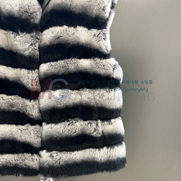   þ    DO8282306-12