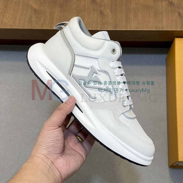 ���� ���̺��� ����Ŀ�� LV66602-3