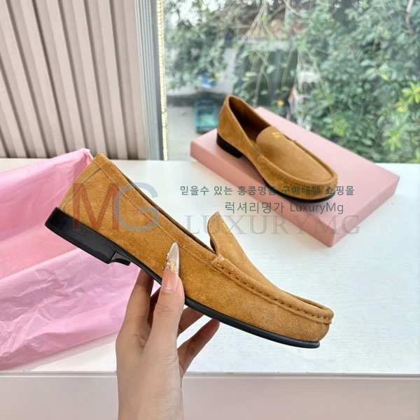 ���� �̿�̿� �÷����� MIU00652-2