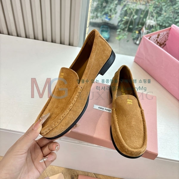 ���� �̿�̿� �÷����� MIU00652-2