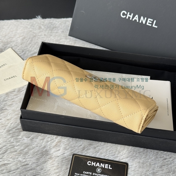 ��* ������ AP3724-7