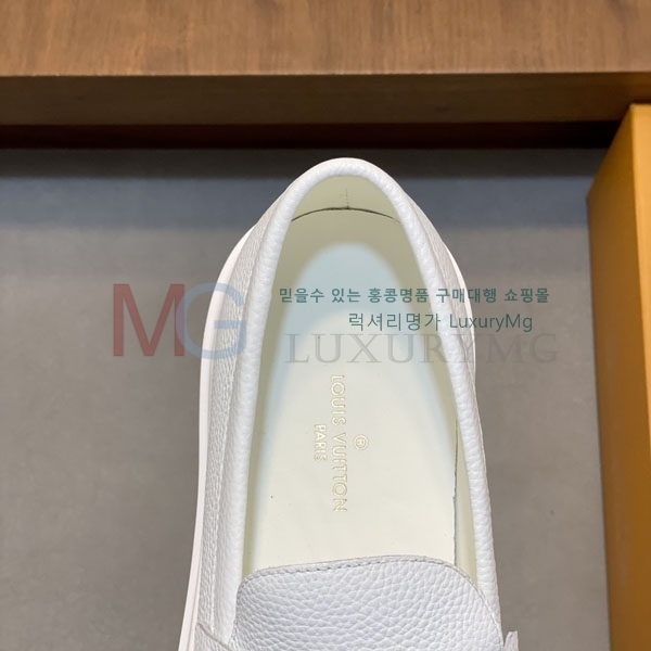  ̺ ĳ־  1LV303668-4