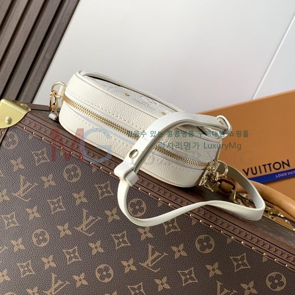 ̺ Ÿ̴ ī޶  ũν  M26509