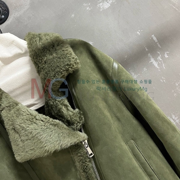  ζ þ   YS2323408-4