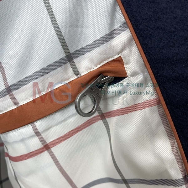 ���� �η�**�� ���� LP628369