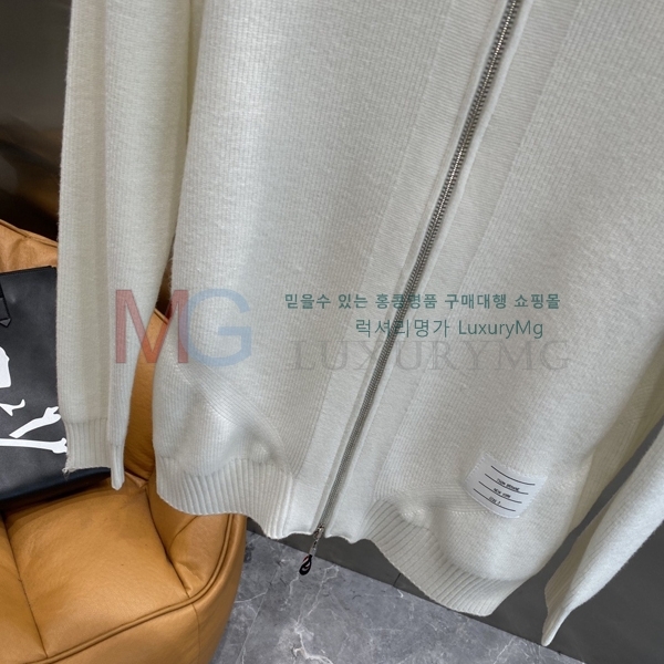 ���� ����� ����� TB823415-1