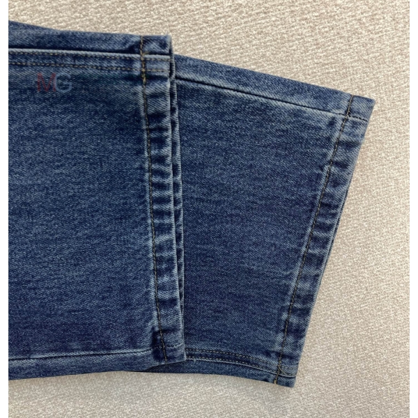 ���� ���ڷ� ��ġ�ڸ� û���� BC256390