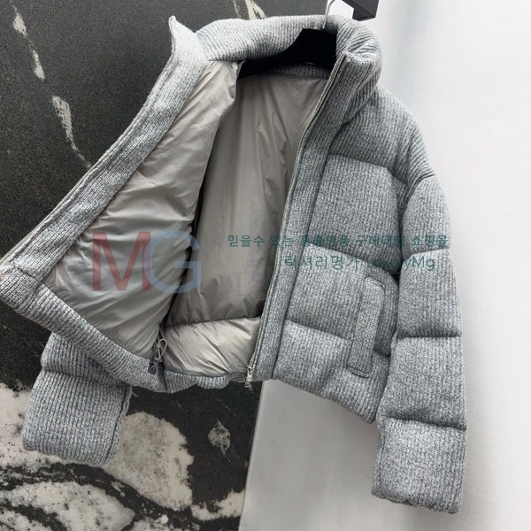 ���� ���ڷ� ��ġ�ڸ� �ٿ� �е� BC56568-8