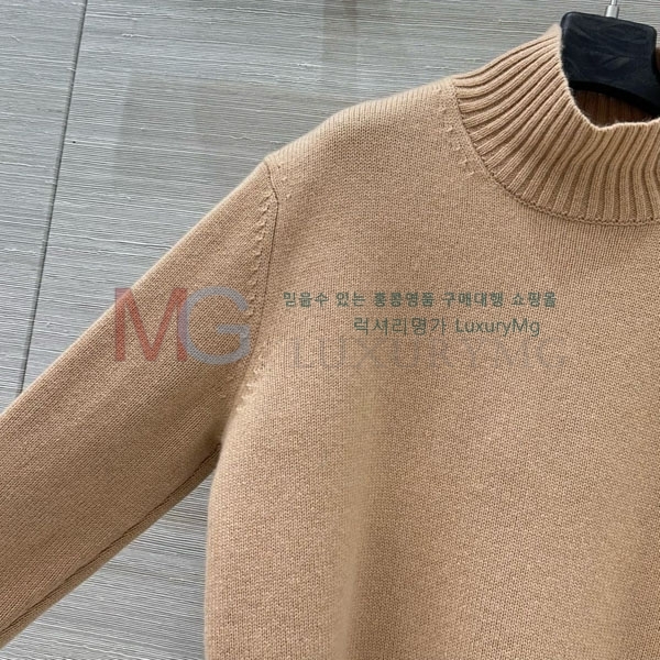 ���� �η�**�� ������ LP325677-8