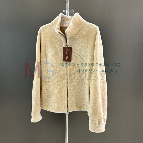  η** þ   LP422564-8