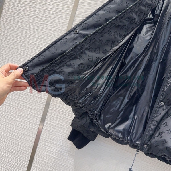 ���� ���̺��� �ٿ� �е� LV2145606-3