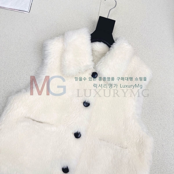  η** þ    LP424502-3