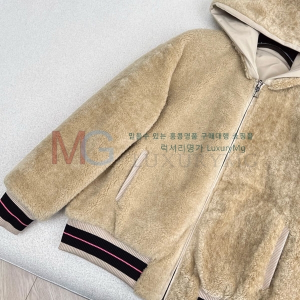  η**  þ   LP424502-11