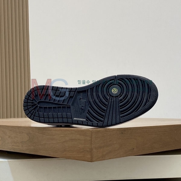 ���� ����*�� ����Ŀ�� 8LV60055-4