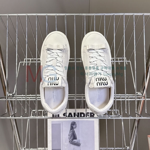 ���� �̿�̿� ����Ŀ�� MI3308801-3