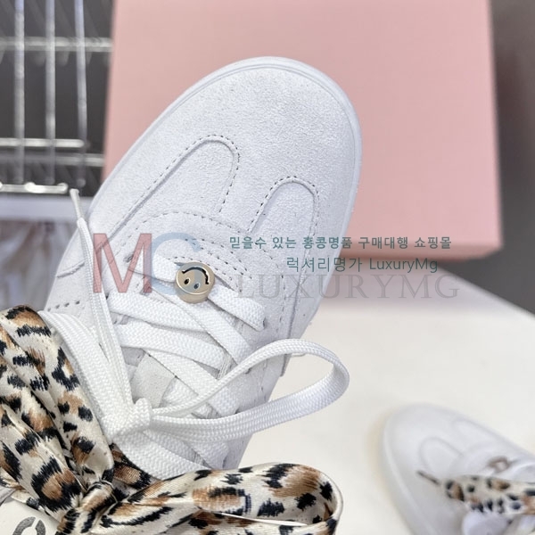 ���� �̿�̿� ����Ŀ�� MI3308802-2