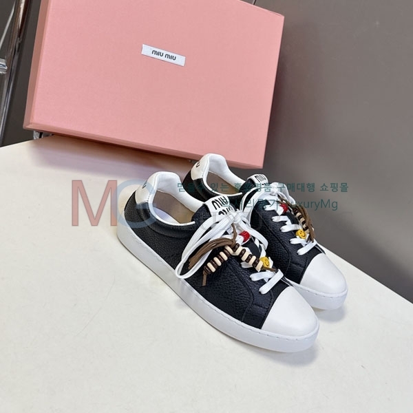 ���� �̿�̿� ����Ŀ�� MI3308802-4