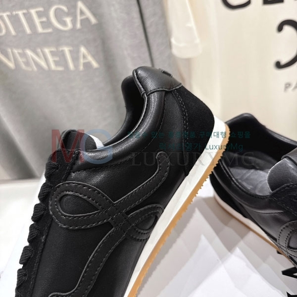 ���� �ο��� ����Ŀ�� R7T63301-4