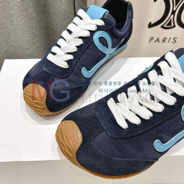 ���� �ο��� ����Ŀ�� R7T63301-8