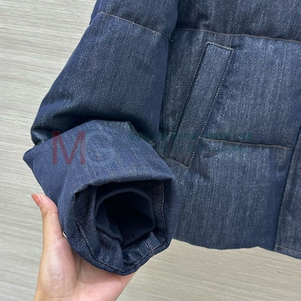 ���� ���ڷ� ��ġ�ڸ� �ٿ� �е� BC5345054-4