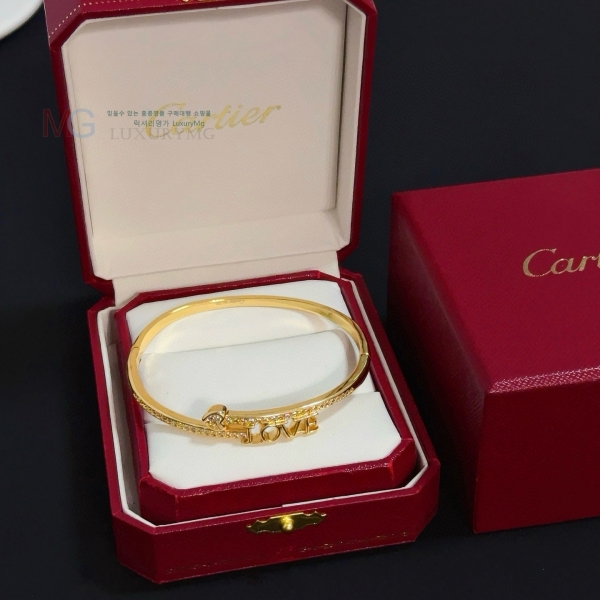 �������� ��쿡 ���� CAR45047-8