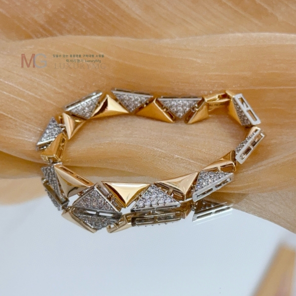 �������� ��쿡 ���� CAR45047-13