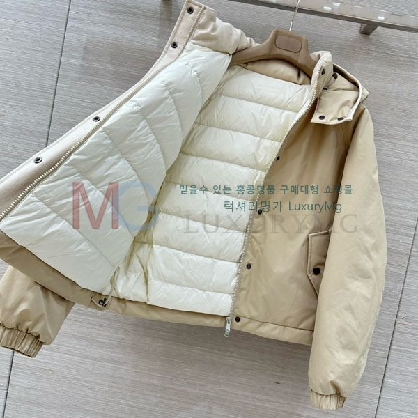 ���� ���ڷ� ��ġ�ڸ� �ٿ� �е� BC52343250-11