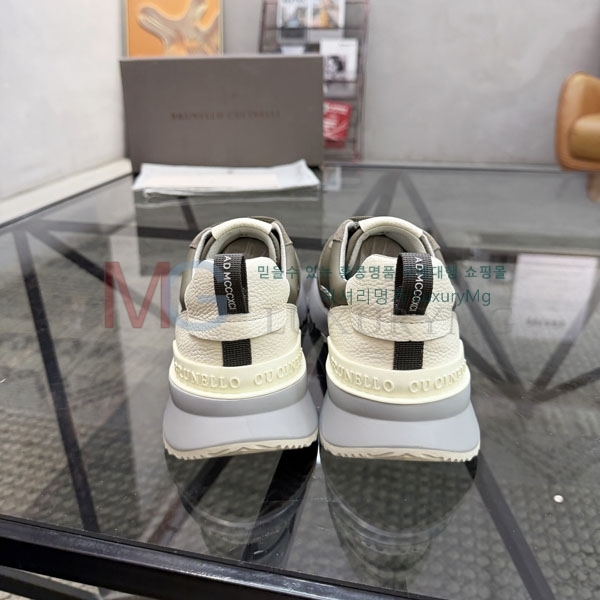  ���� ���ڷ� ��ġ�ڸ� ����Ŀ�� B666321-7