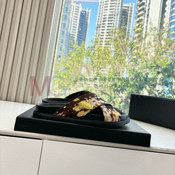 ���� ���ζ� ������ YSL886990-4