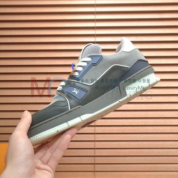 �������� ���̺��� ����Ŀ�� LV336011-4