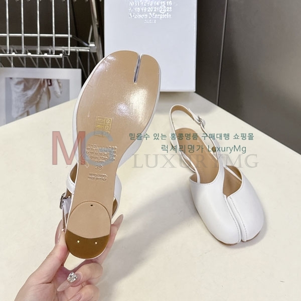  �������������� �÷����� ���� MZ608842