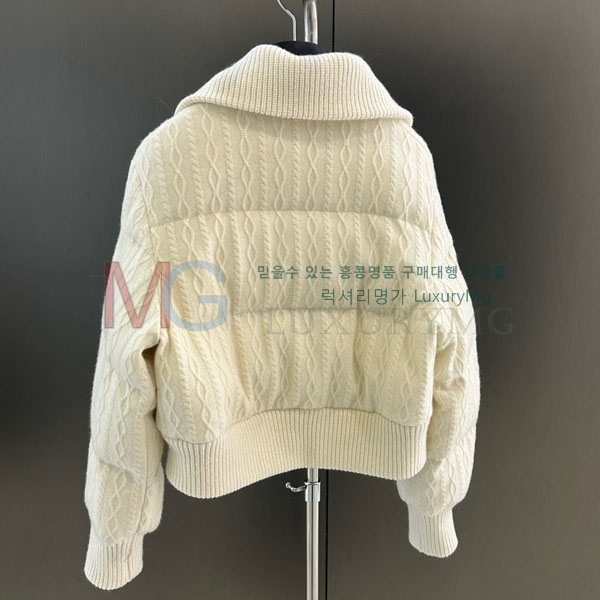 ���� �η�**�� �ٿ� �е� LP34067-1