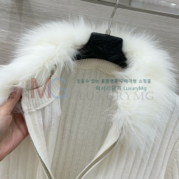 ���� �η�**�� ������ ����� ��Ŷ LP451044-1