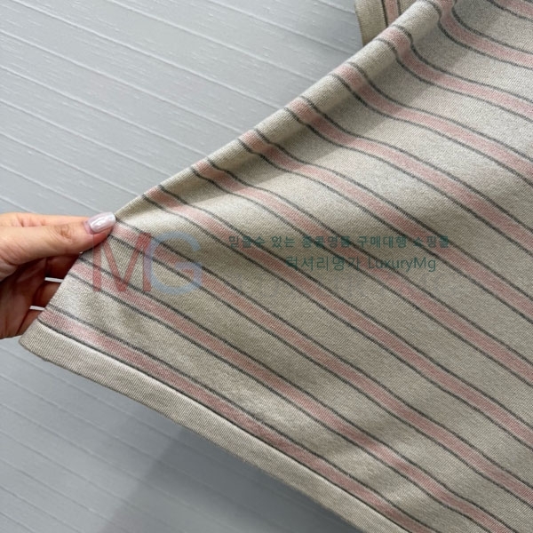 ���� ���ڷ� ��ġ�ڸ� ���� Ƽ���� BC1567032-3