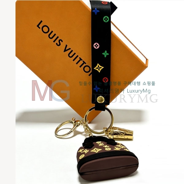 ���̺��� ŰȦ�� LV56088-18