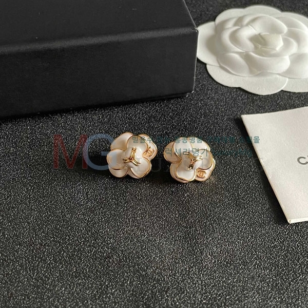 ��* �Ͱ��� CHA657808-1