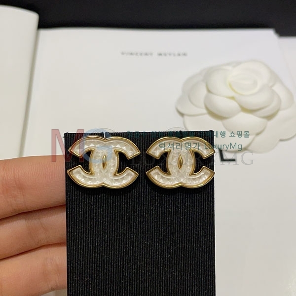 ��* �Ͱ��� CHA430788-4