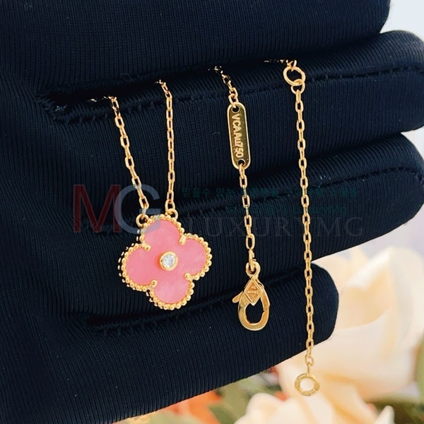 ��Ŭ���� �� ���� ����� VA3745708-2