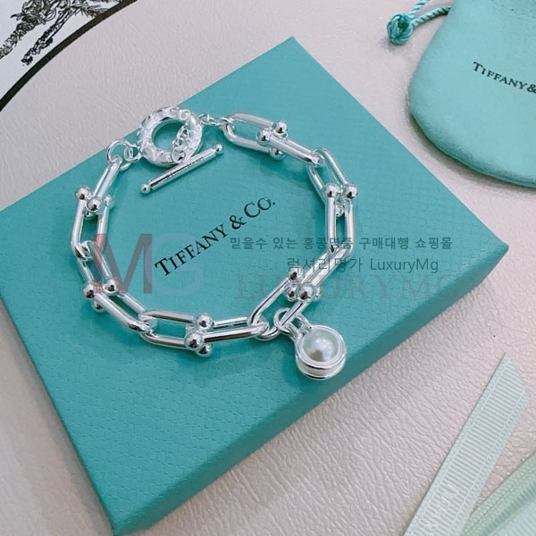 Ƽ�Ĵ� ���� �������� TF45608-9