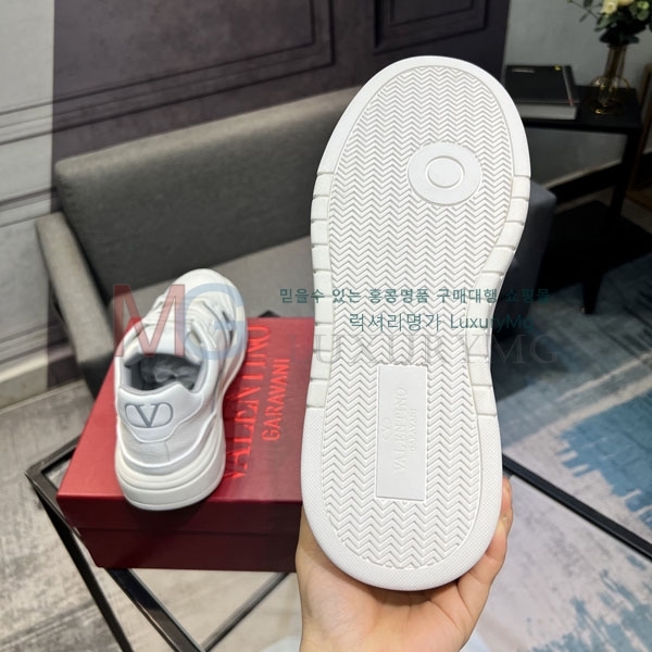  ���� �߷�Ƽ�� ����Ŀ�� V6A36605-14